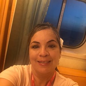 Meet your Posher, Connie